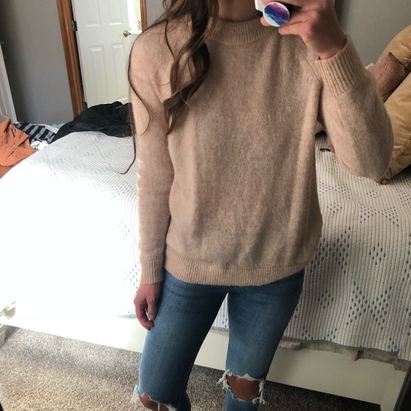 H&M Sweaters - H&M blush pink wool sweater